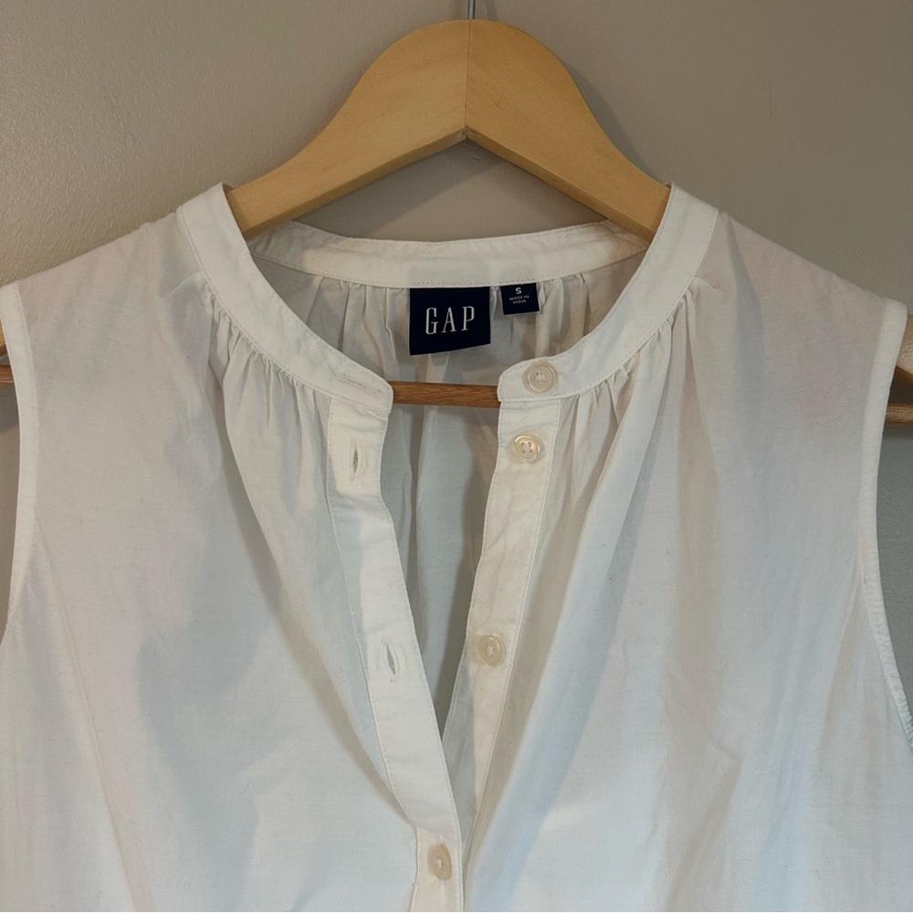GAP White Eyelet Mini Shirt Dress Size Small Fully Lined 100% cotton - Picture 3 of 6